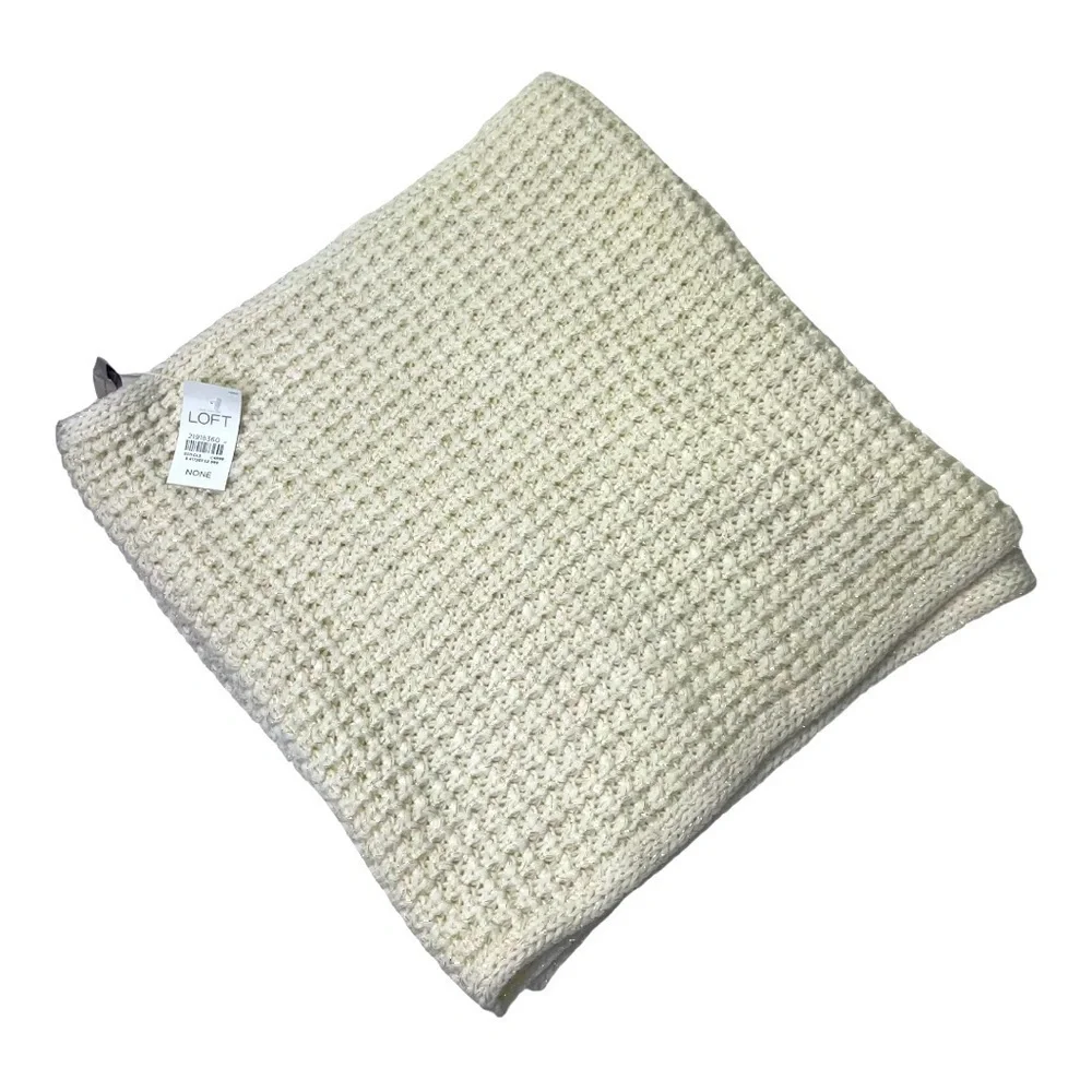 NWT Loft Women’s Infinity Scarf
